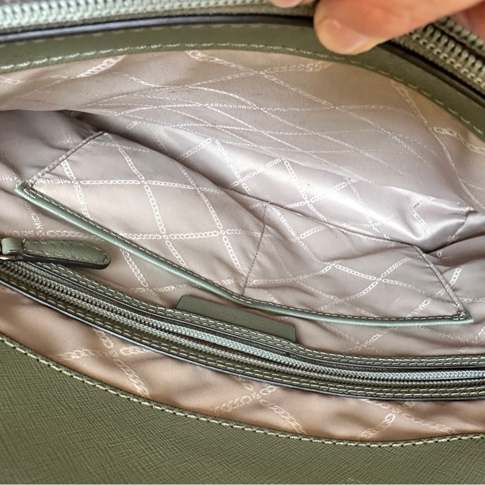 Michael Kors Olive Green Tote Bag - Picture 8 of 9